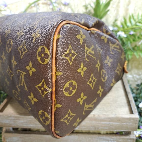 COMING SOON AUTHENTIC LOUIS VUITTON SPEEDY 25 - Picture 12 of 17